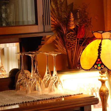 The Bungalow Farmhouse Clomantagh Экстерьер фото